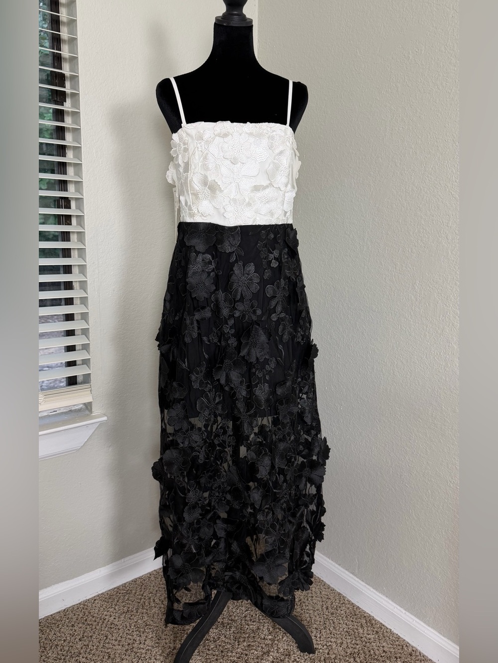 Anthropologie Endless Rose NWT Floral Colorblock Applique Midi Dress M $270 - Picture 5 of 17
